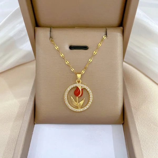 Ladies Gold Pendant Collection